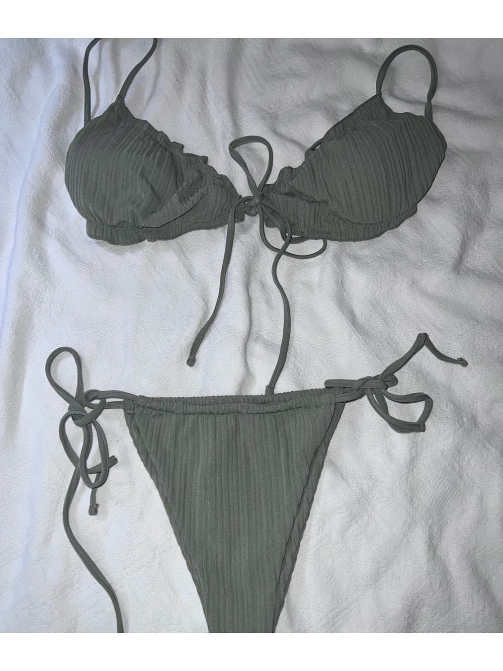3 piece Ribbed Triangle Bikini Top - Sage Green